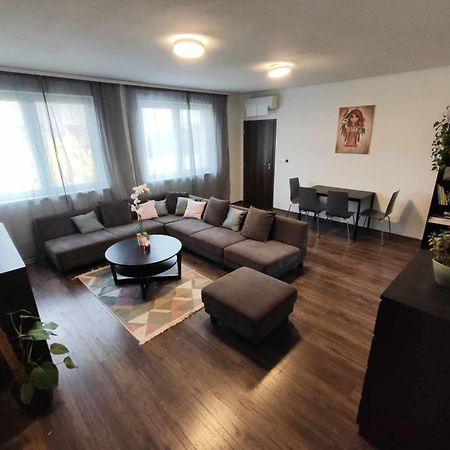 Apartman Dominika Apartment Rovinka Ngoại thất bức ảnh