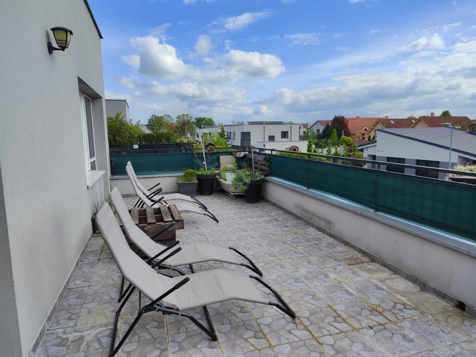 Apartman Dominika Apartment Rovinka Ngoại thất bức ảnh